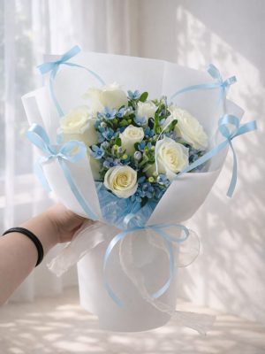 F.Flower Cloud & Sky White Rose Bouquet