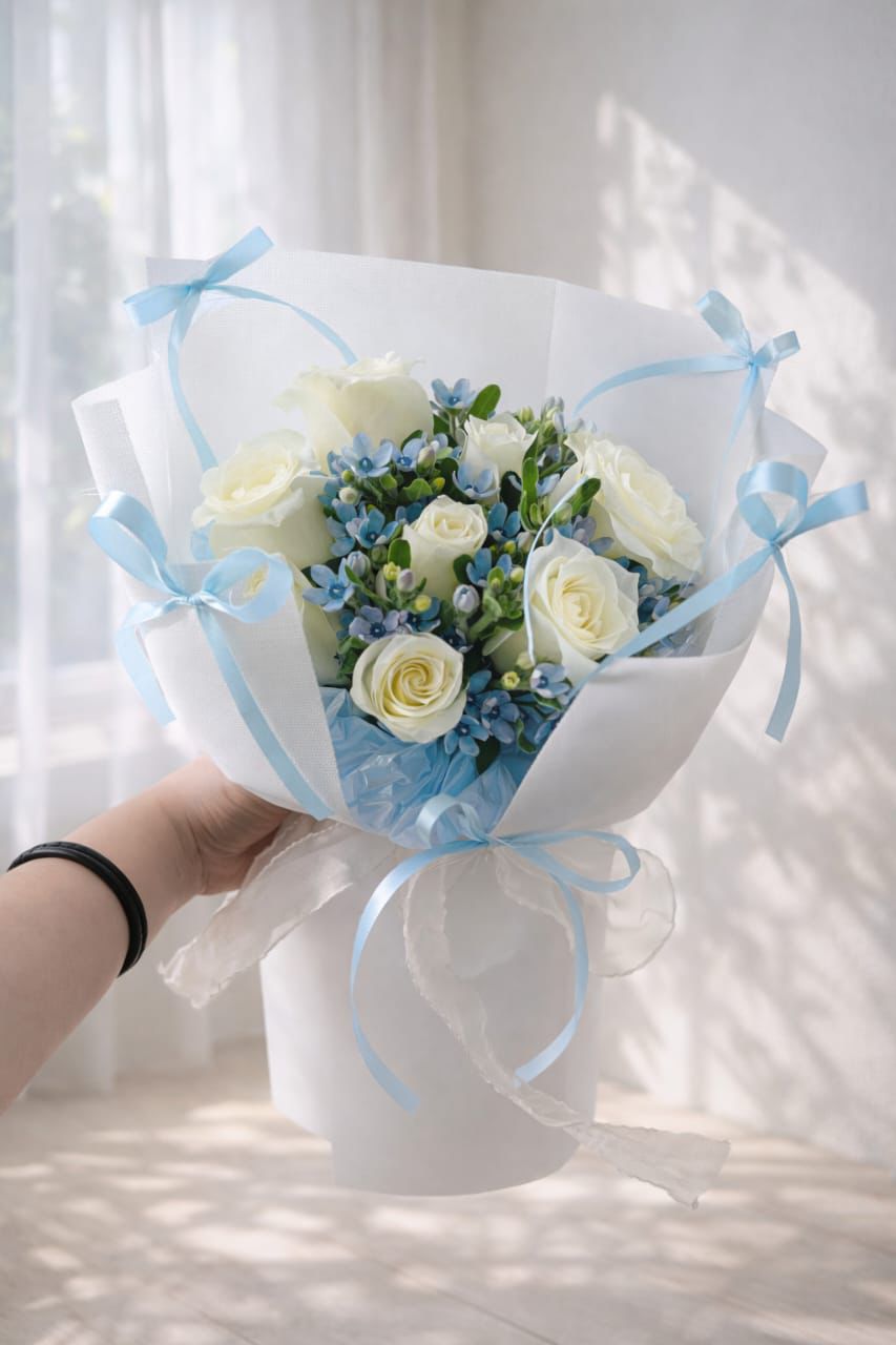 F.Flower Cloud & Sky White Rose Bouquet